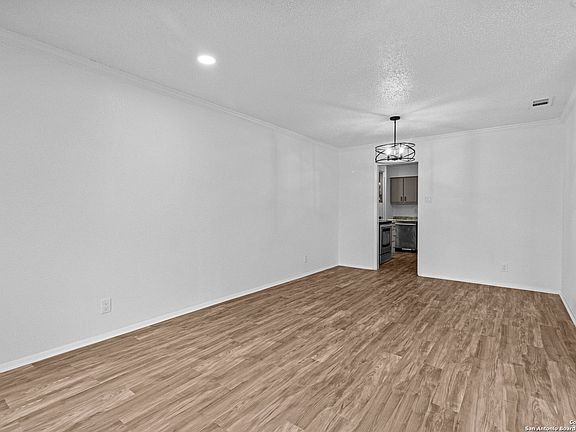 3rd image of 5535 ASPEN VALLEY ST