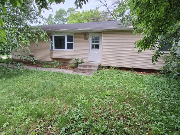 6609 W Broadway Ave, Brooklyn Park, MN 55428