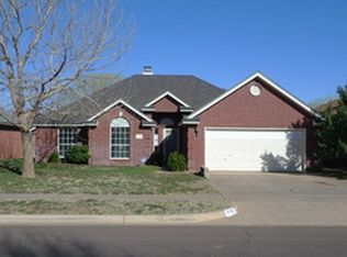915 Kewanee Ave, Lubbock, TX 79416