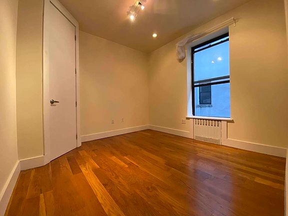 4th image of 1058 Bergen St #203A