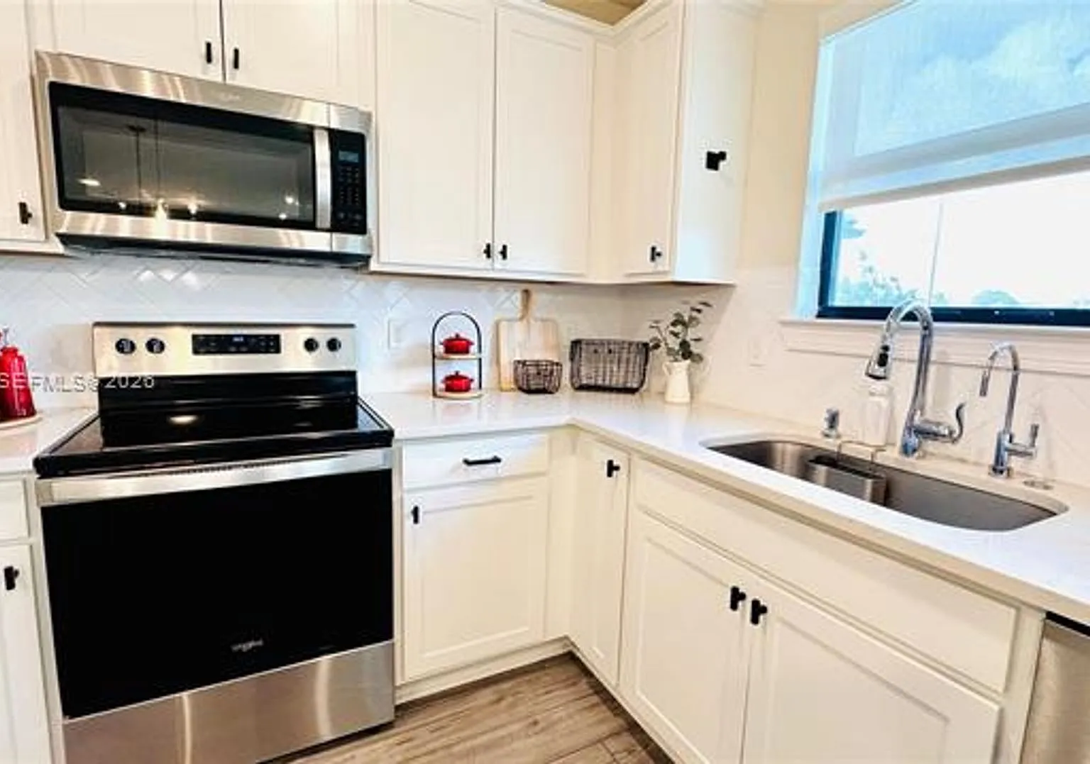 3117 Buttonwood Ct # 3117, Lauderdale Lakes, FL 33311 — Photo 1