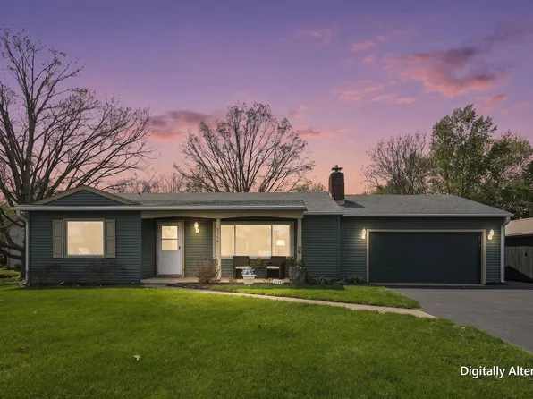 2318 Pawnee Dr, London, OH 43140