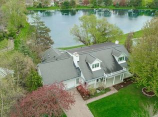 2041 Greenview Dr, Ann Arbor, MI 48103