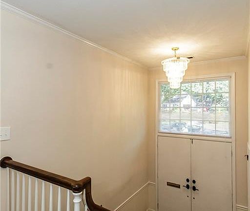 2nd image of 3117 Forestdale Dr