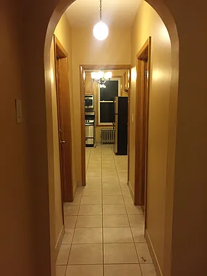 Rented by Metroline Realty | media 33