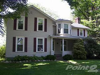 125 W Main St photo 1