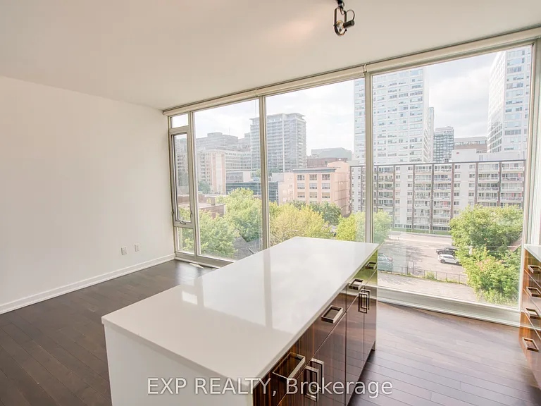 300 Lisgar St #603 — Photo 36