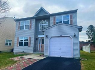 303 Vista Dr, Easton, PA 18042