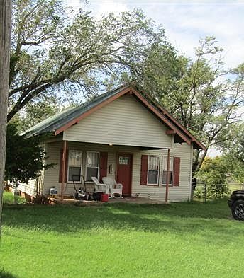 1st image of 317 N 3rd St