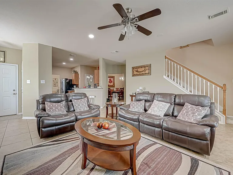 19223 Brook Village Rd — Photo 15
