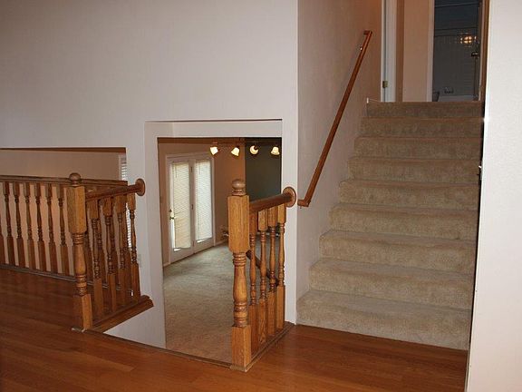 3rd image of 3439 Spring Creek Dr