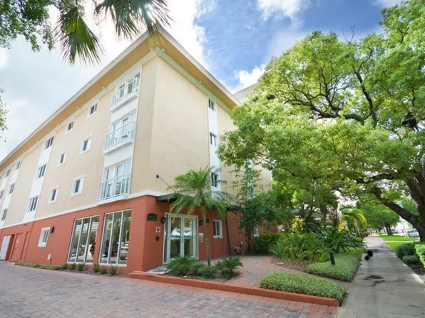 210 5th Ave S Unit 405, Saint Petersburg, FL 33701