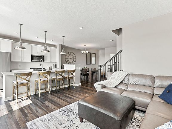 5th image of 8121 Evergreen Ln N