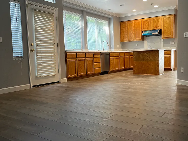 29904 Red Maple Ct — Photo 4