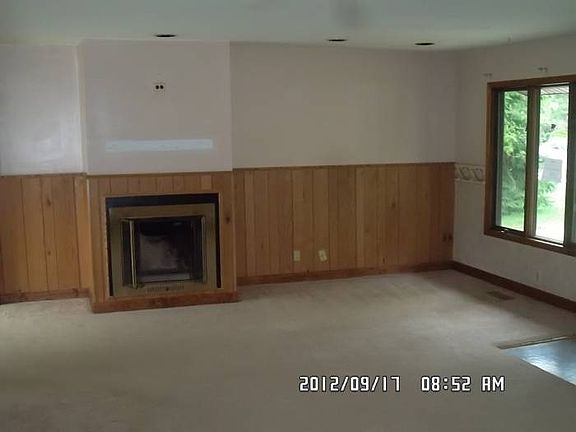 3rd image of 181 Cypress Dr