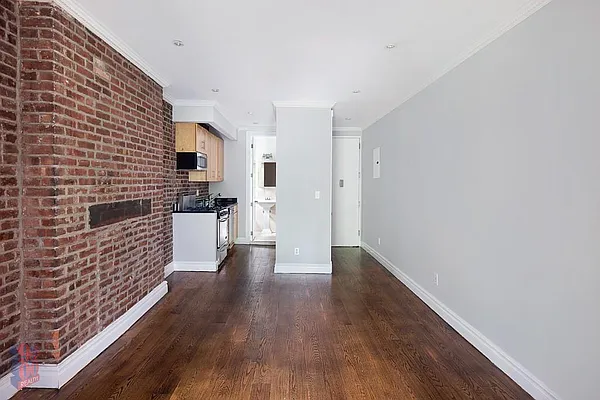 Rented by Centennial Properties NY | media 7