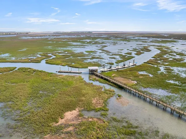 4081 Longmarsh Rd, Mount Pleasant, SC 29429