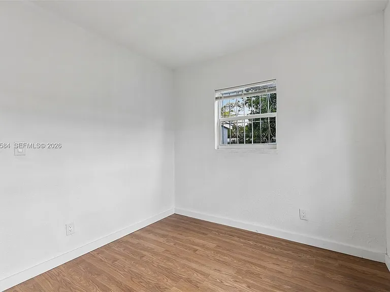1045 NW 115th St — Photo 24