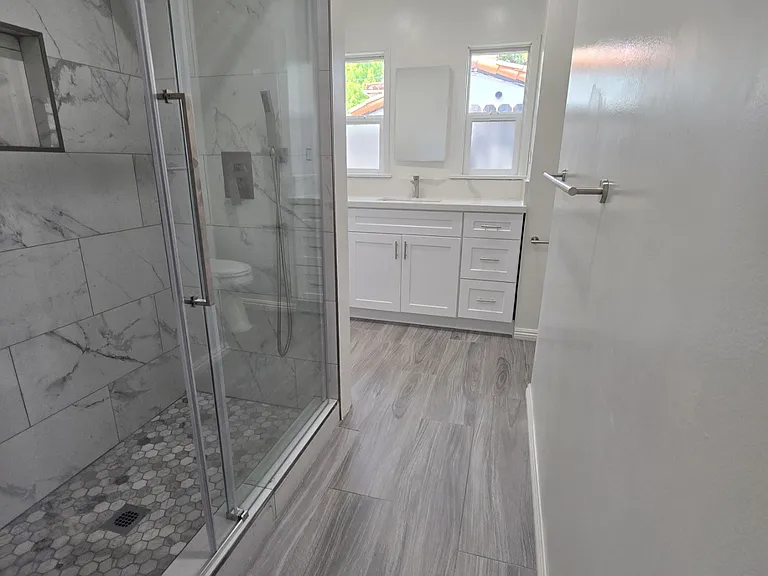 10544 Helendale Ave — Photo 11