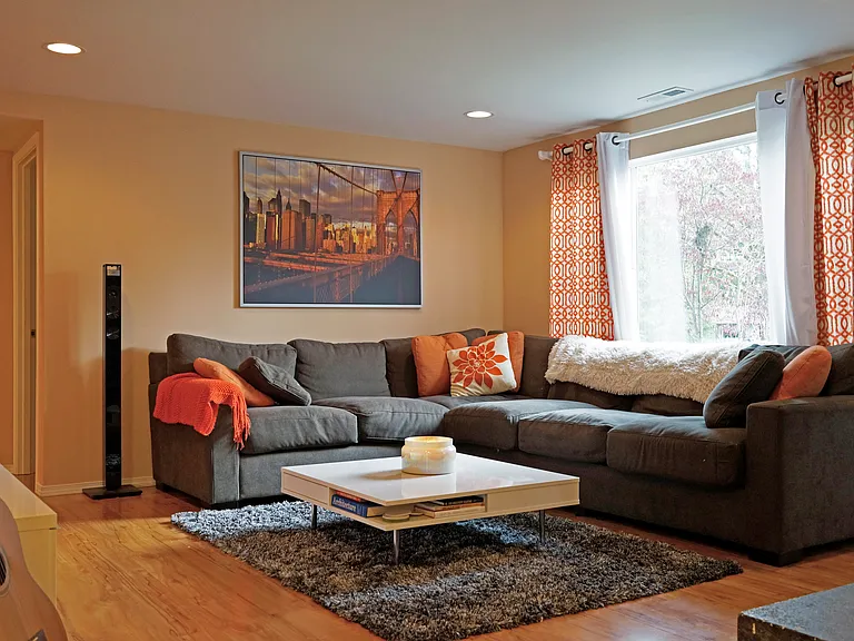 8860 122nd Ct SE — Photo 3