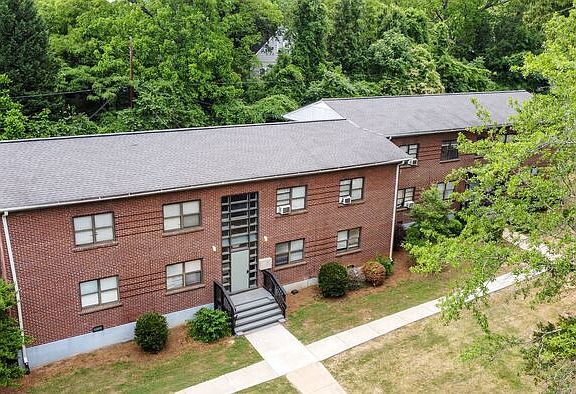 2nd image of 112 Morningside Dr