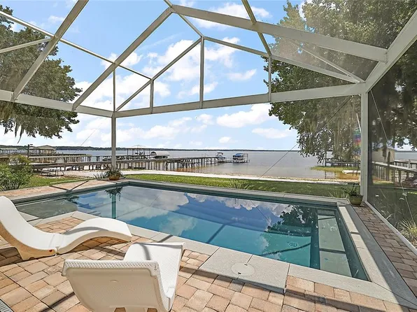 12499 SE 139th Ct, Ocklawaha, FL 32179