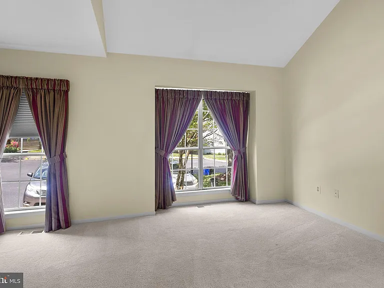 1469 Casino Cir — Photo 9