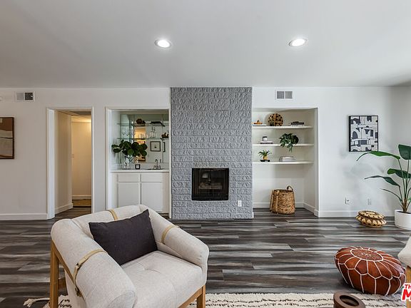 5th image of 11701 Texas Ave APT 306