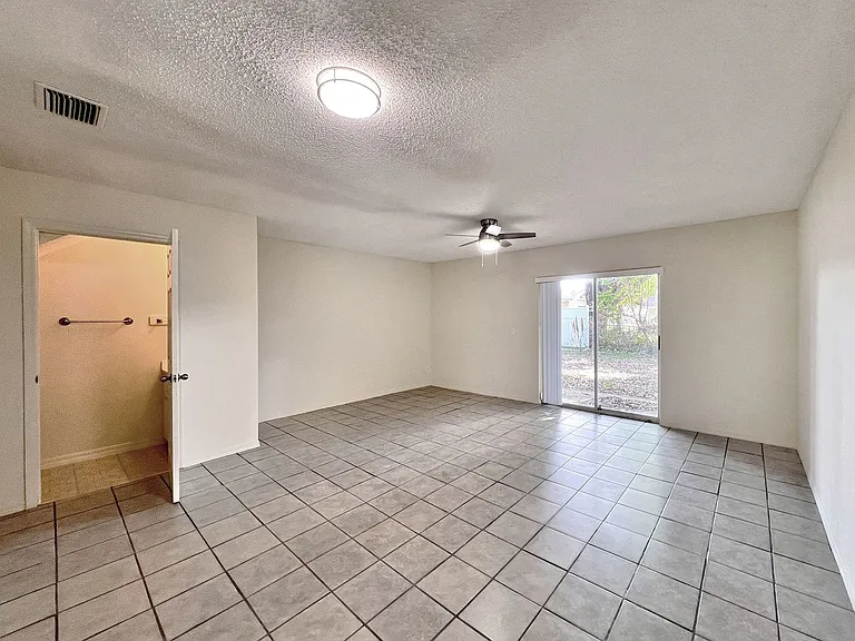 2312 Isle Royale Ct SE — Photo 4