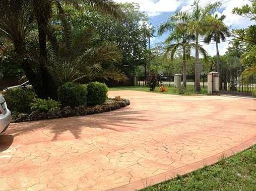 3rd image of 8540 Sw 112 Street