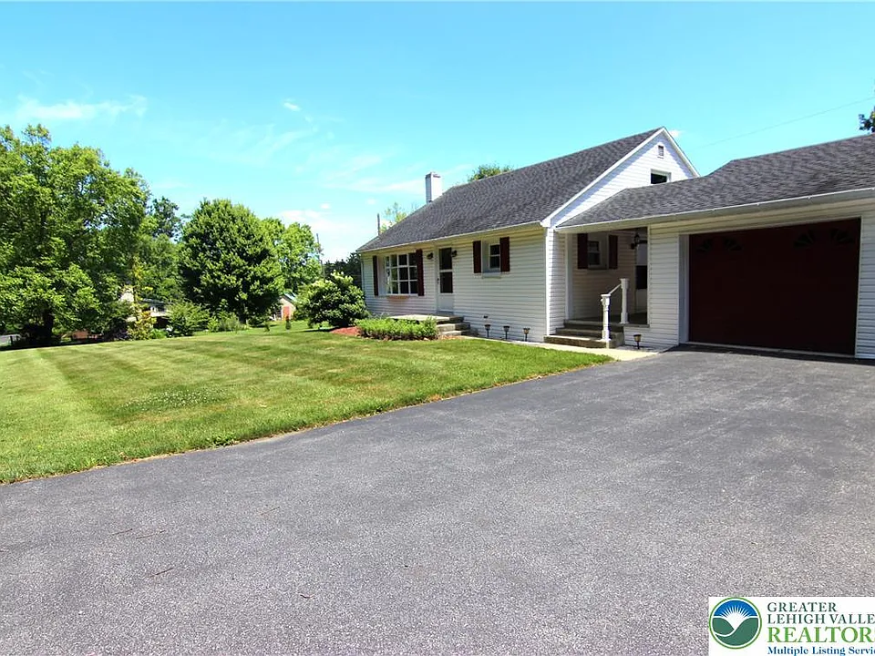 151 Dogwood Dr
