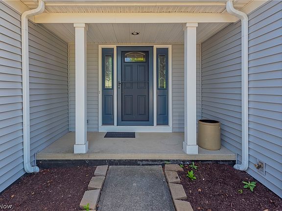 3rd image of 2333 Windward Dr