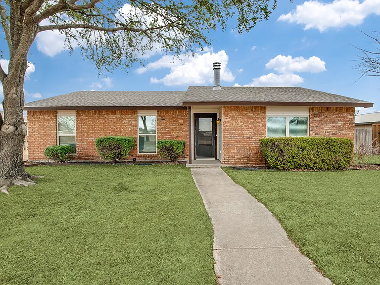 1113 San Antonio Ct — Photo 1