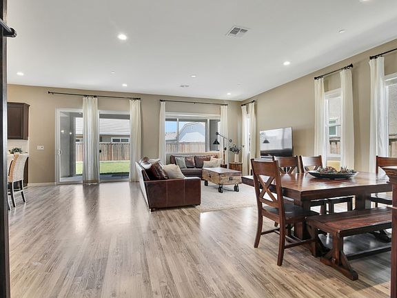 5th image of 264 Olivadi Way