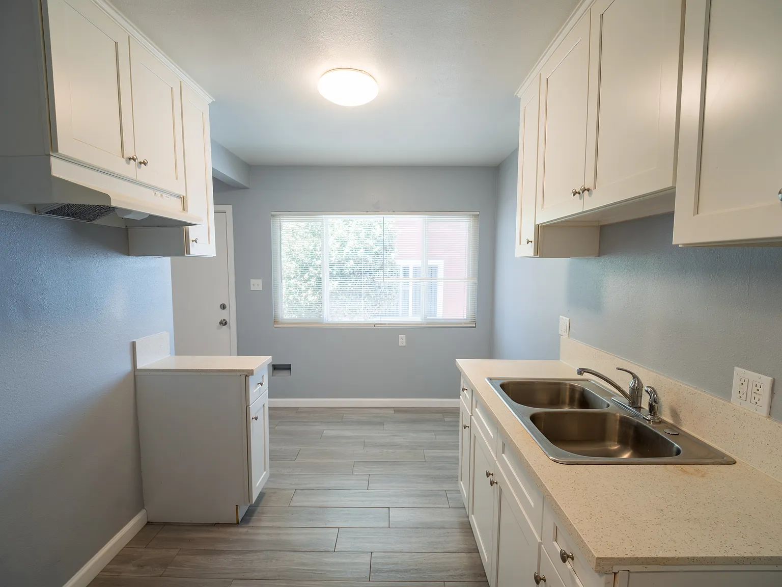 1 bed, 570 sqft, $1,795 — Photo 4