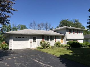173 Arcadia Pkwy, Rochester, NY 14612