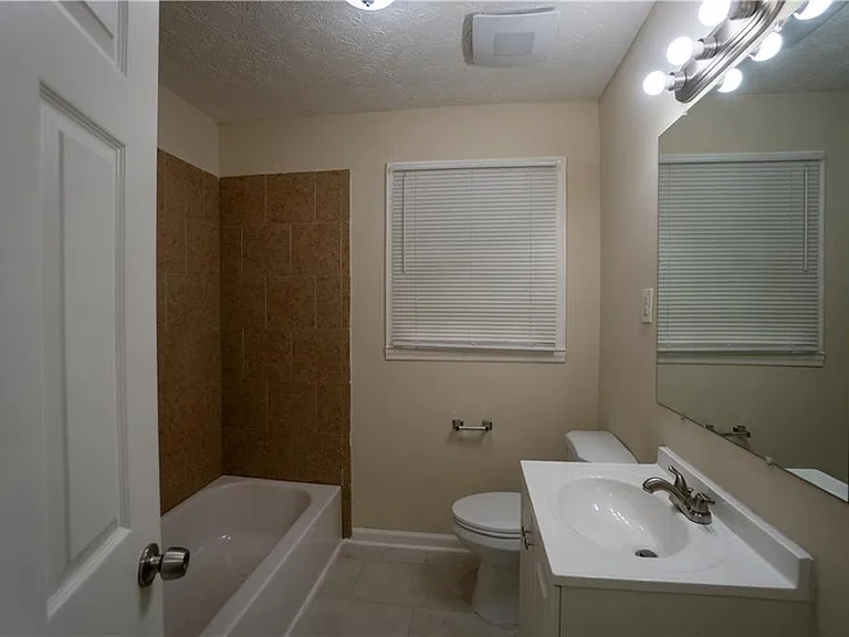 6593 Dunwoody Trl #NA — Photo 11