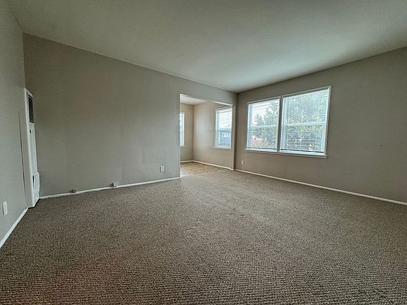 2nd image of 3414 Overland Ave APT 6
