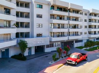 7300 Wayne Ave APT 211, Miami Beach, FL 33141