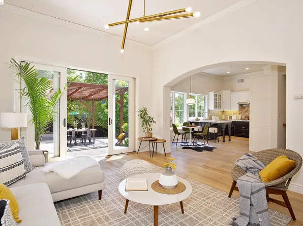 10 Woodside Glen Ct, Oakland, CA 94602