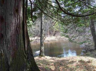 68 Grimes Rd, Negaunee, MI 49866