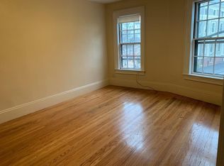 271 Broadway APT 4, Methuen, MA 01844