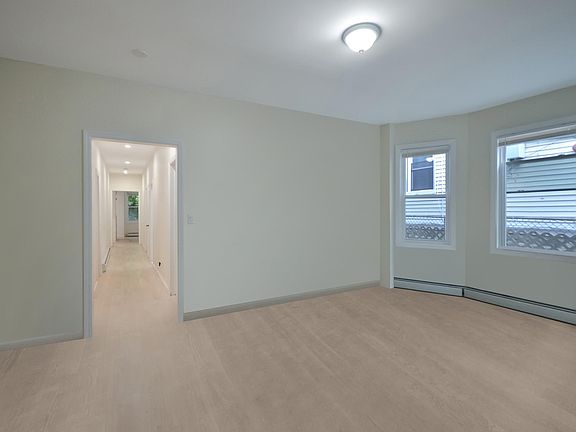 4th image of 68 Bruce Ave APT 1