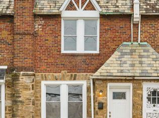 908 W Fisher Ave, Philadelphia, PA 19141