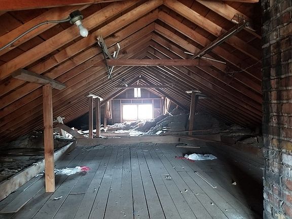 3rd image of 173 E Coolidge Ave