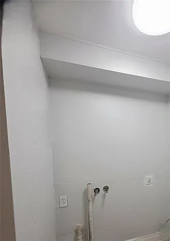 3317 Kabel Dr — Photo 6