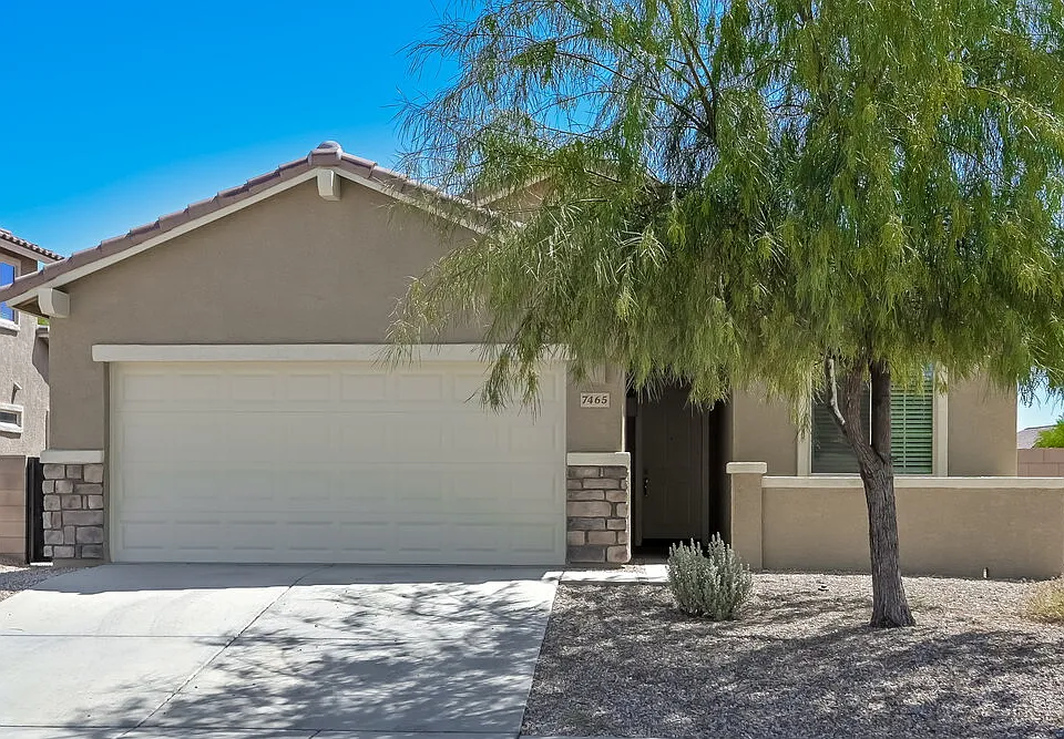 7465 S Mountain Star Dr