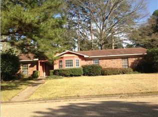 2180 Scanlon Dr, Jackson, MS 39204