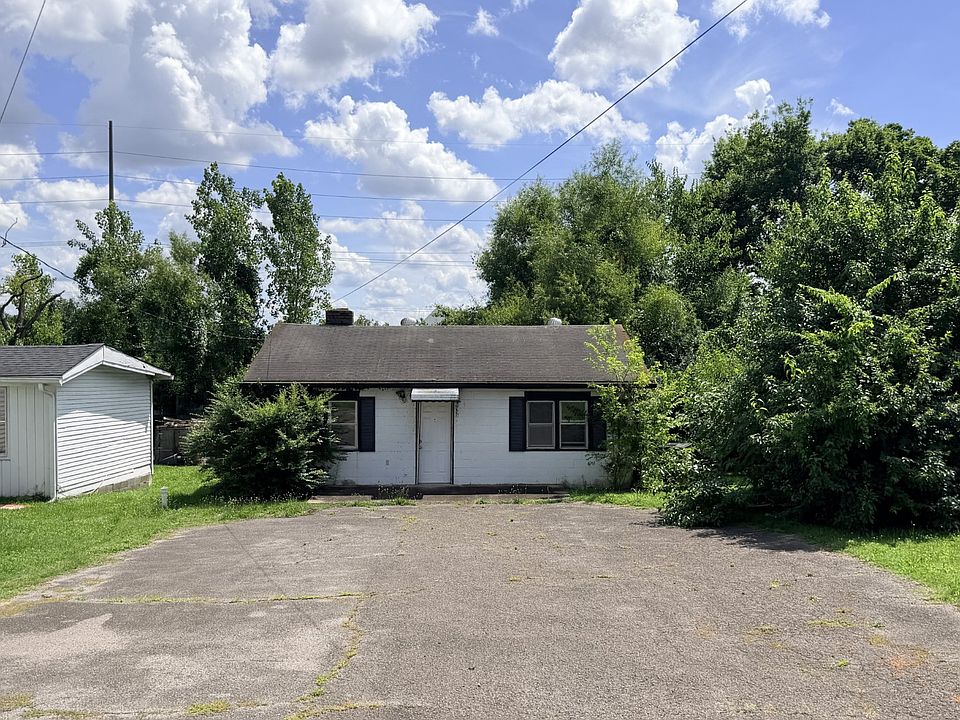 1st image of 2134 Gains St