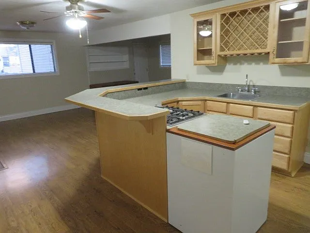 184 Country Club Dr — Photo 15